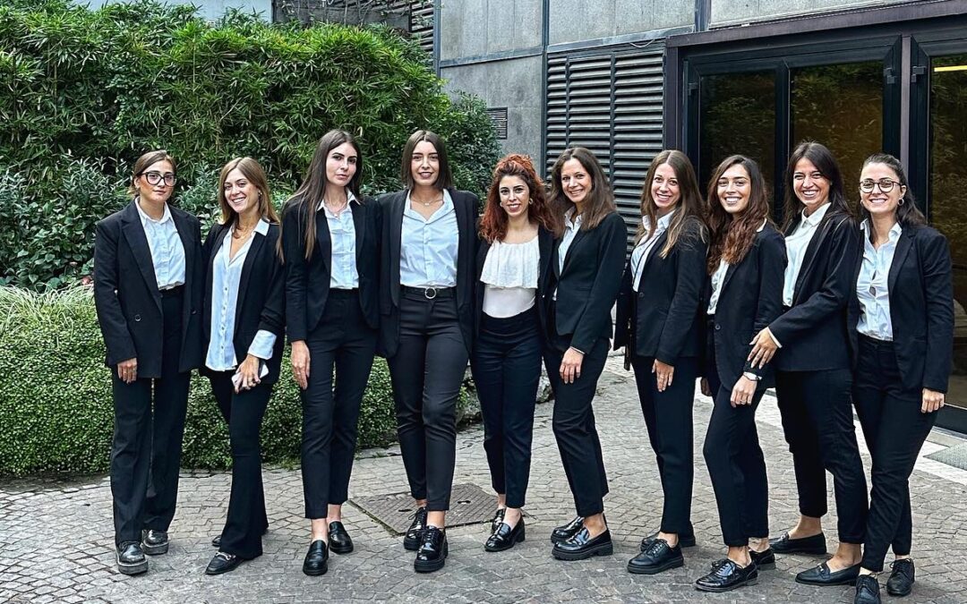 Scopri le hostess per fiere e congressi che trasformano il tuo evento in business in cinque minuti
